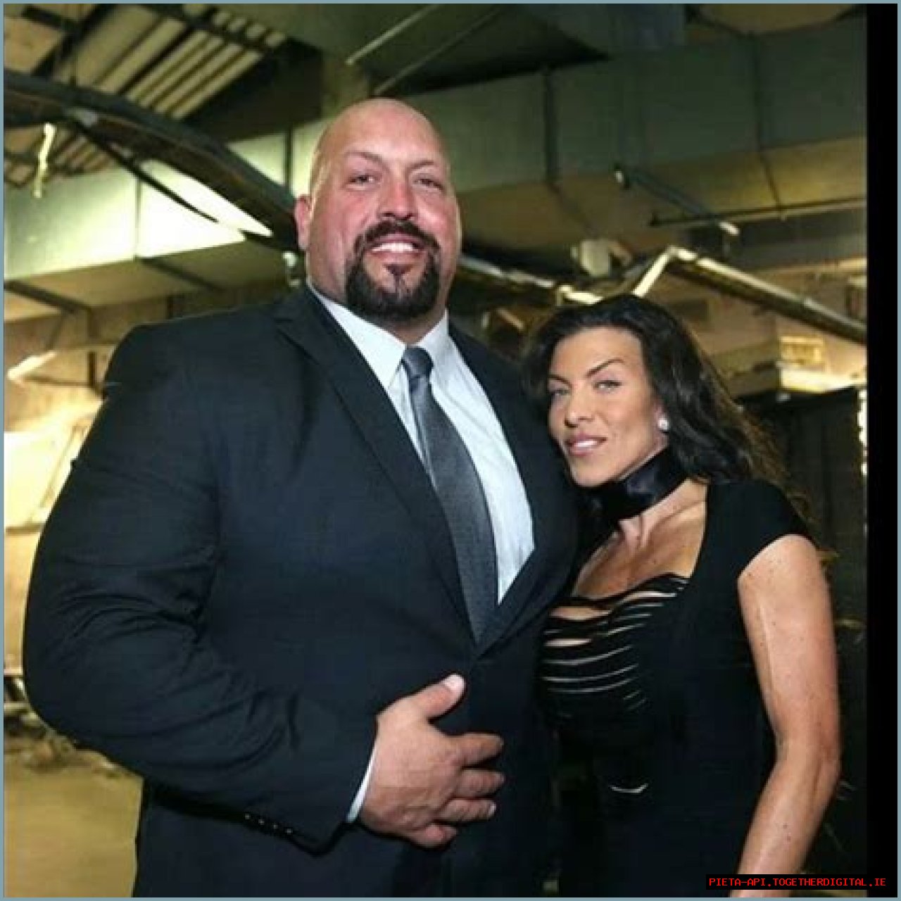 Unveiling The Secrets And Strength Of 'The Big Show Wife'
